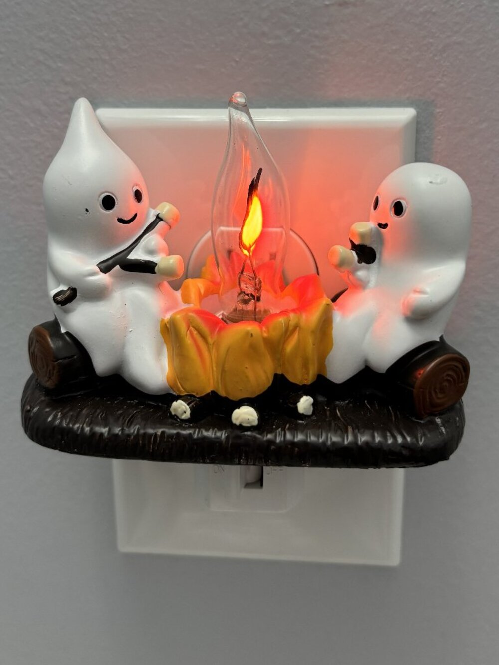 Nightlight-Ghost campfire with flickering flame NEW